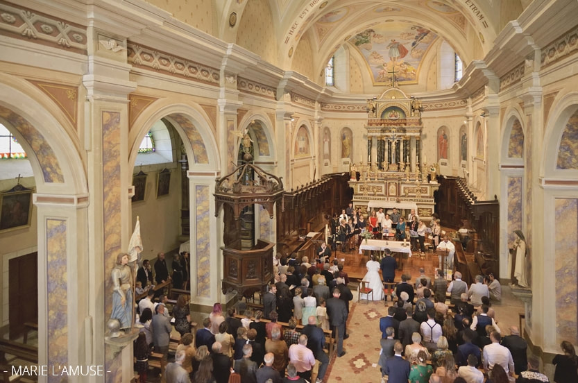 Mariage, Cérémonie, Intérieur de l'église, Vailly Haute Savoie -2019, Photographe Marie l'Amuse
