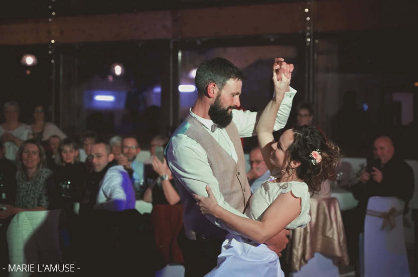 Mariage, Soirée, Première danse rock lindy hop des mariés, Bellevaux Haute Savoie-2019, Photographe Marie l'Amuse